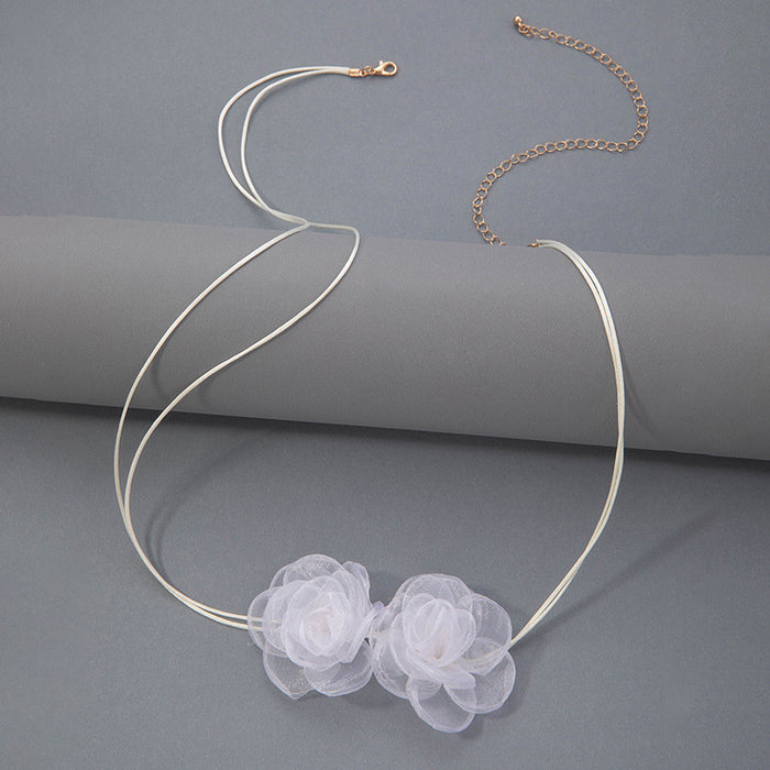 Geometric flower braided lace petals single waist necklace