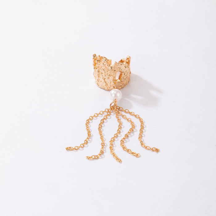 Irregular gold geometric pearl tassel ring