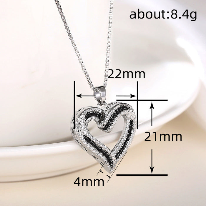 Irregular heart-shaped love pendant contrasting peach heart necklace