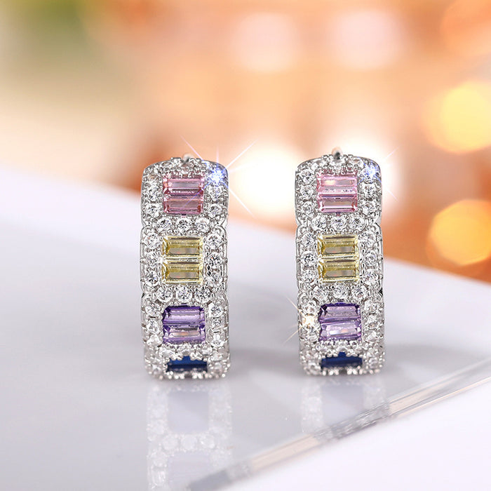 Fashionable niche line winding earrings