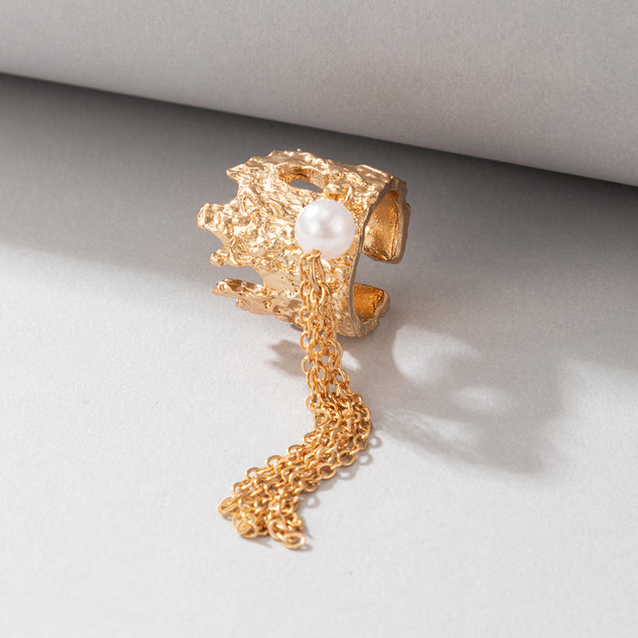 Irregular gold geometric pearl tassel ring