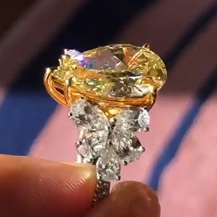 Anillo de compromiso con diamantes para mujer con circonita en forma de lágrima