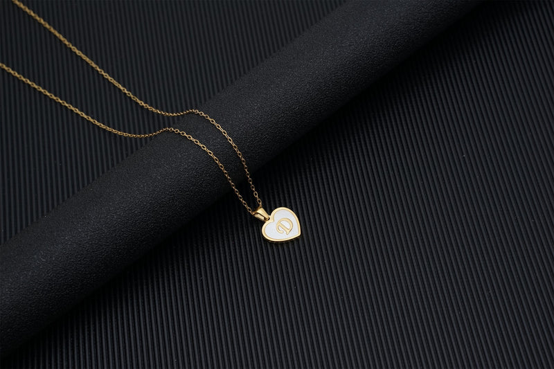 European and American 18K gold heart clavicle necklace, mother-of-pearl pendant letter necklace