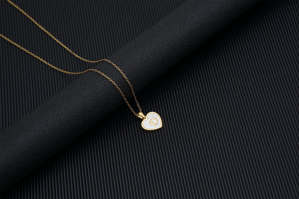 Collar de clavícula con corazón de oro de 18 quilates europeo y americano, collar con letra colgante de nácar