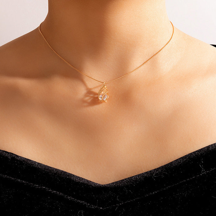 Collar de circonitas en forma de corazón para mujer: cadena minimalista con colgante de piedras preciosas