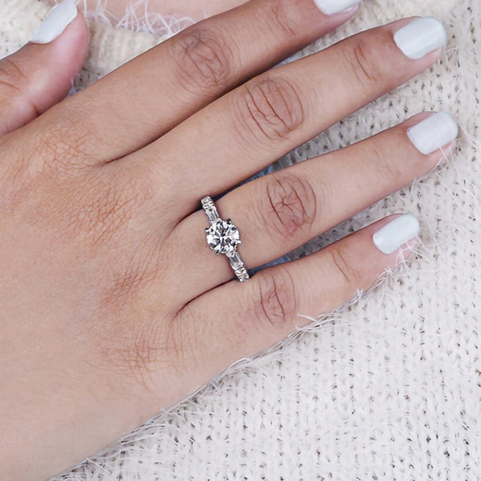 Anillo de compromiso de boda con circonitas de cuatro garras, accesorios brillantes