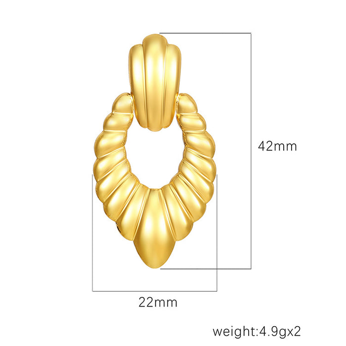 Pendientes de diamantes con forma de gota de agua en acero inoxidable de oro de 18 quilates con diseño de temperamento simple