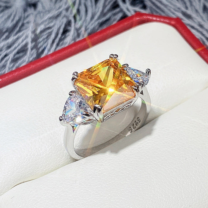 Anillo princesa cuadrado con ocho corazones y ocho flechas de circonita rosa