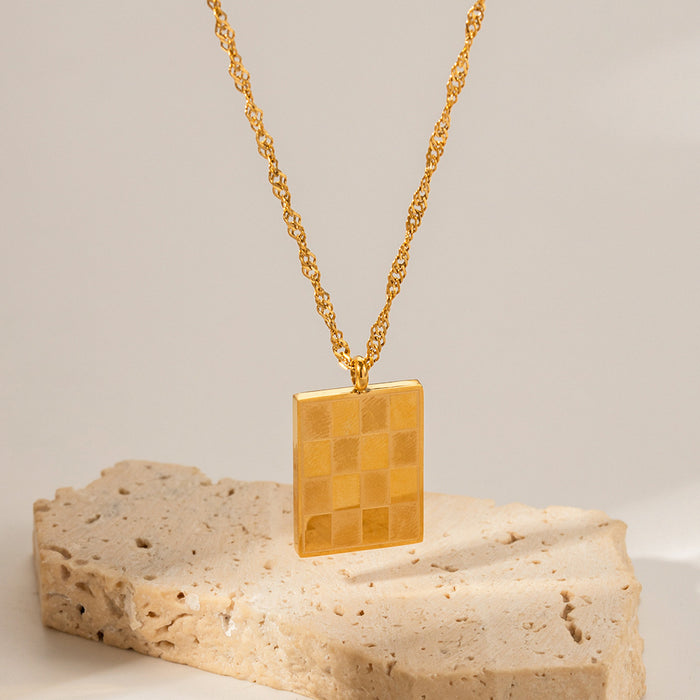 Vintage Checkered Square Pendant Necklace with Gold-Plated Stainless Steel Chain - Women's Fashion Jewelry