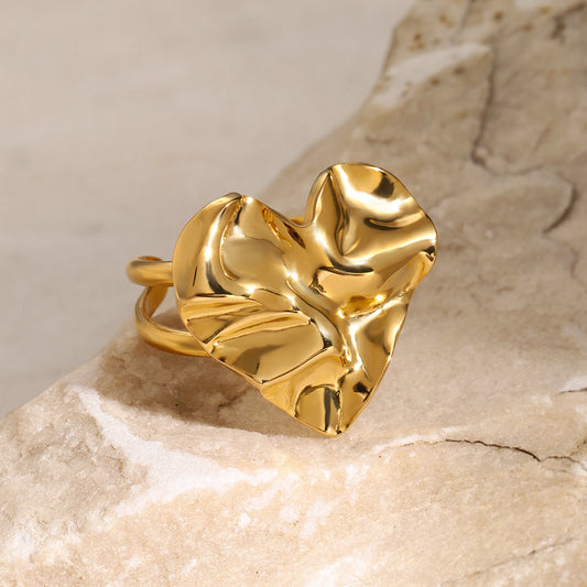 Anillo de acero inoxidable bañado en oro de 18 quilates con diseño geométrico: joyería elegante