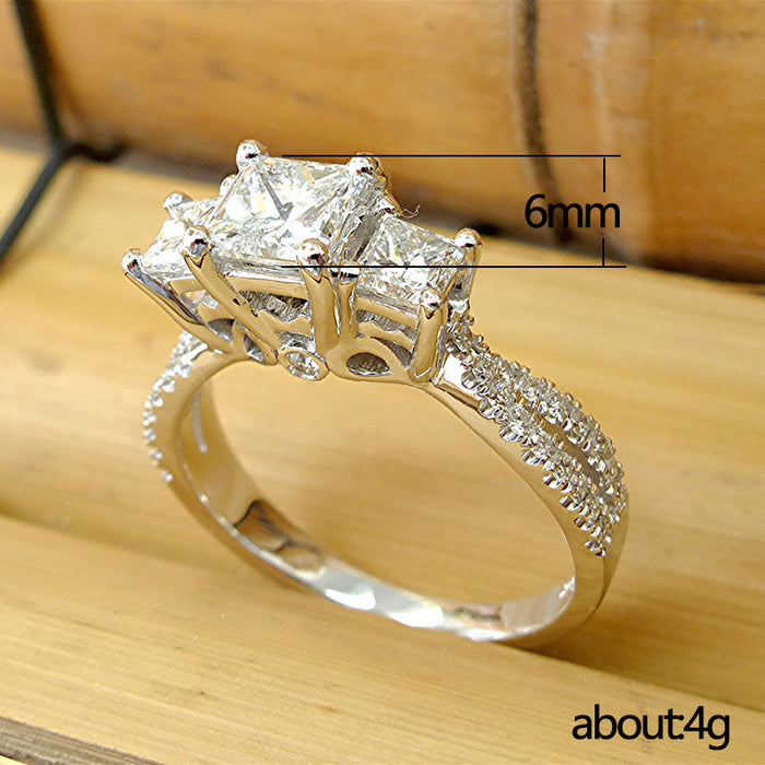 Women's engagement ring inlaid with zircon ring jewelry