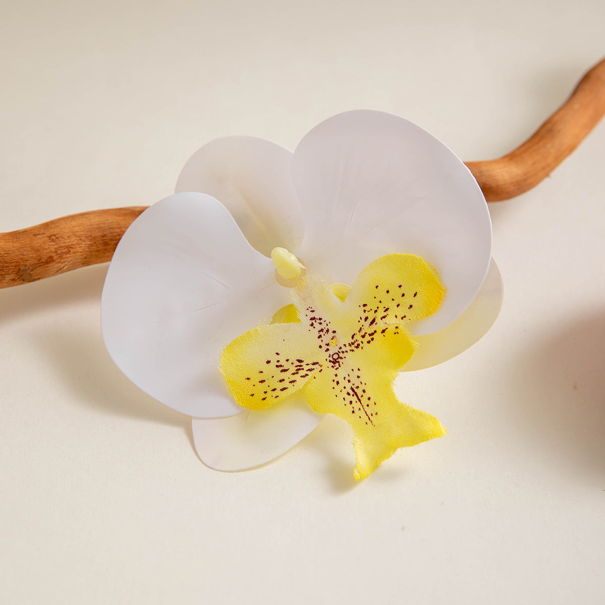 Bohemian Garden-Style Butterfly Orchid Hair Clip - Sweet Side Hairpin for Women