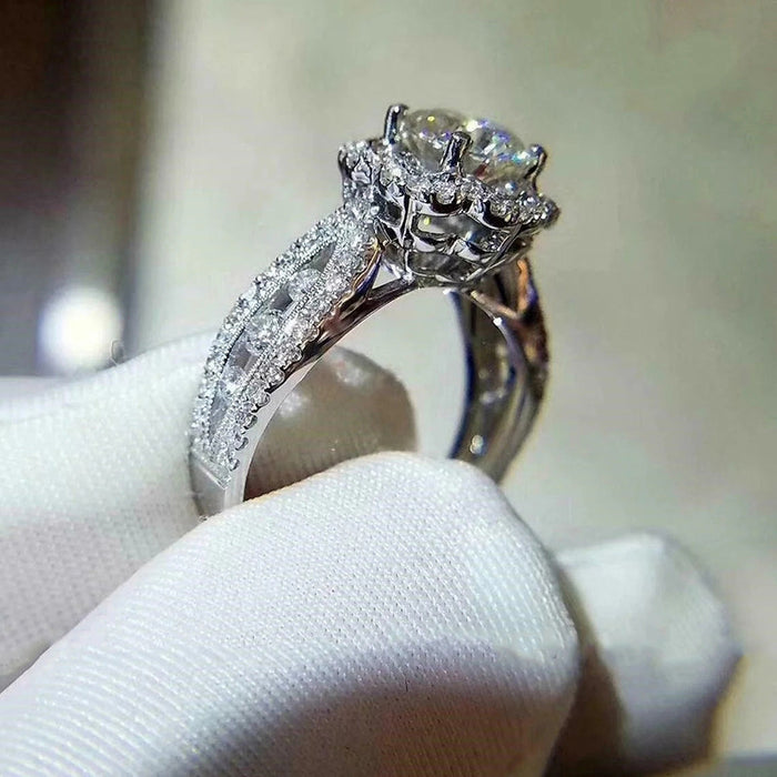 Gypsophila Flower Ring Micro-inlaid Zirconia Fashion Wedding Ring