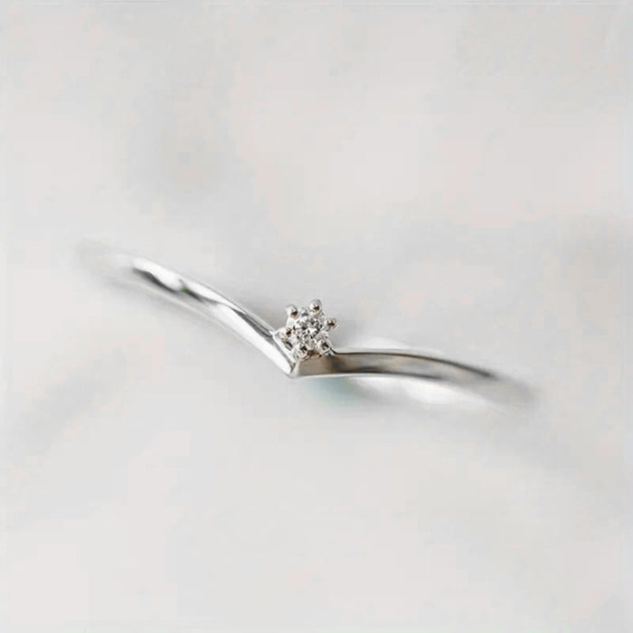 Simple zircon ring for women for everyday party