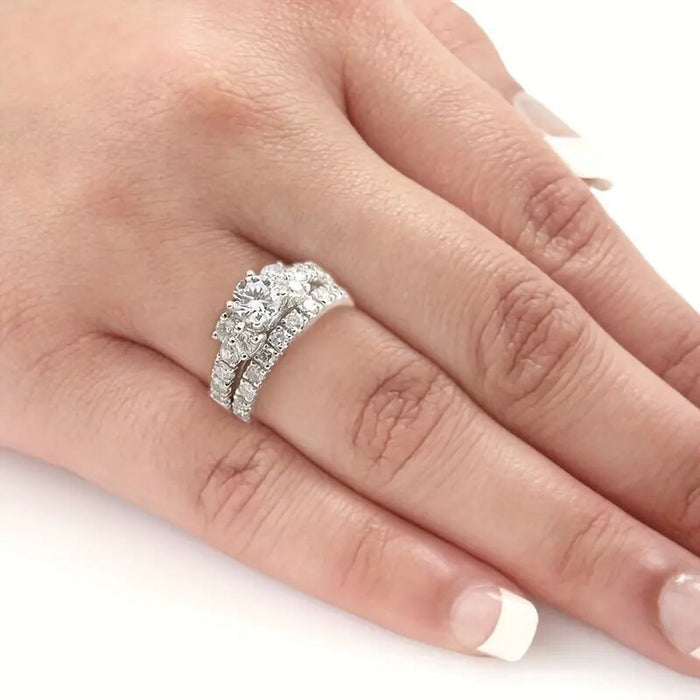 Celebrity rings, luxury rings, engagement rings, wedding rings, couple rings