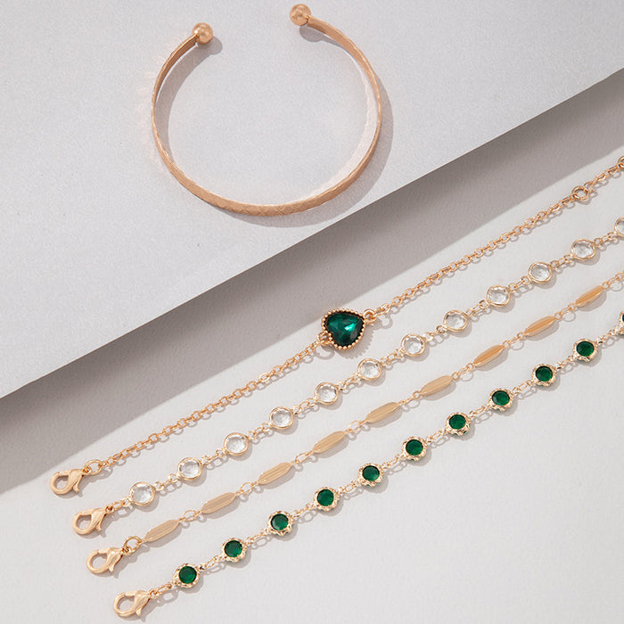 Conjunto de pulseras con corazón de diamantes de imitación verdes: cinco piezas de joyería retro para mujer