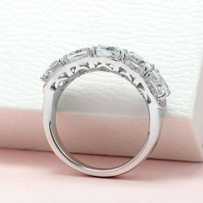 Geometric zircon ring for women, engagement and bride matching
