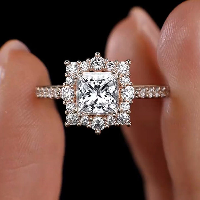 Anillo cuadrado pequeño de lujo ligero con diseño de nicho, anillo cuadrilátero