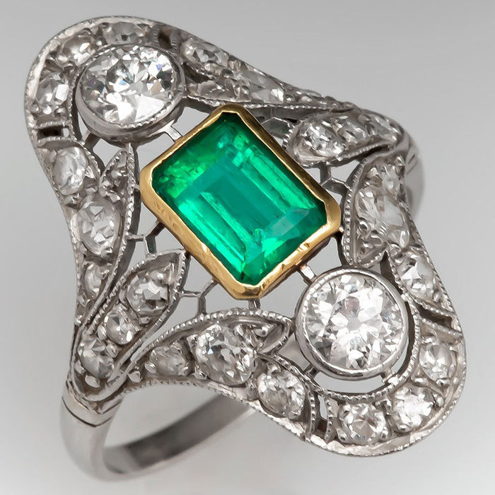 Hollow pattern ring lace imitation emerald zircon evening ring