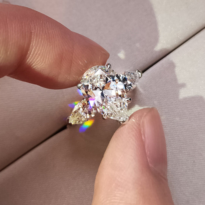 Anillo de compromiso con circonitas en forma de lágrima y diseño de nicho Anillo de circonitas en forma de pera de moda