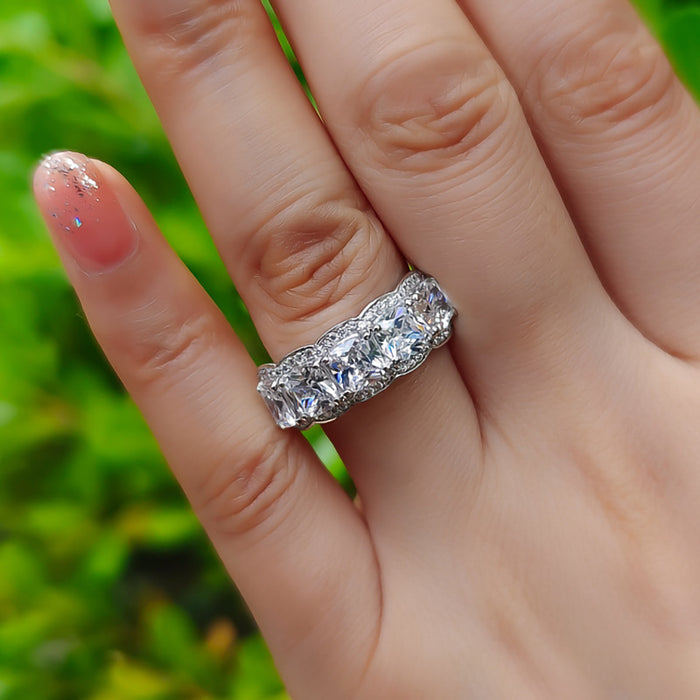 Geometric zircon ring for women, engagement and bride matching