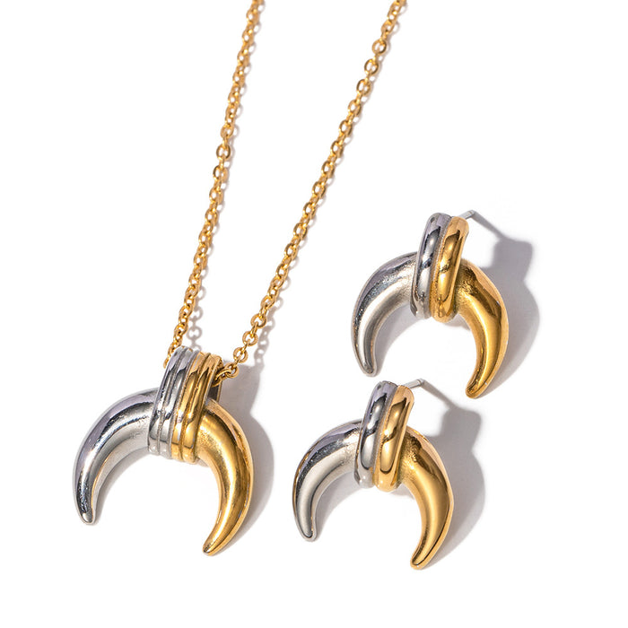 18K Gold-Plated Stainless Steel Crescent Moon Pendant Necklace - Women's Fashion Jewelry