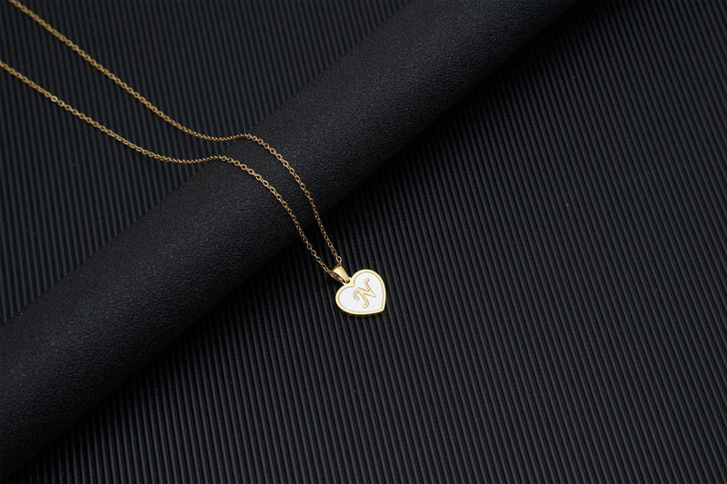 European and American 18K gold heart clavicle necklace, mother-of-pearl pendant letter necklace