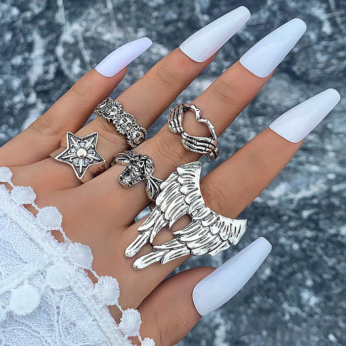 Dark Hip-Hop Wing Heart Ring Set - Five-Piece Knuckle Set for Women