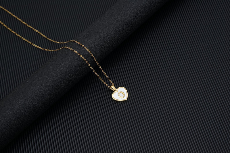 European and American 18K gold heart clavicle necklace, mother-of-pearl pendant letter necklace
