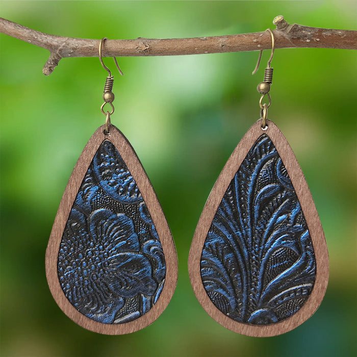 Wooden leaf earrings