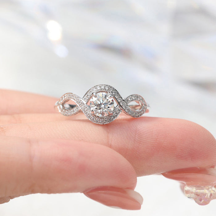 Micro-inlaid four-claw luxury zircon ring for girls