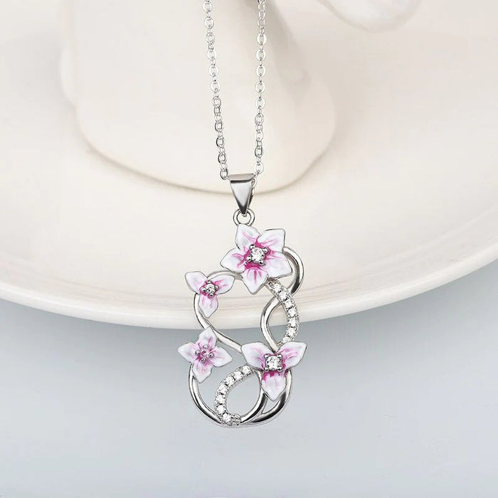 Butterfly Love Flower Pendant Flower Necklace Light Luxury Pendant