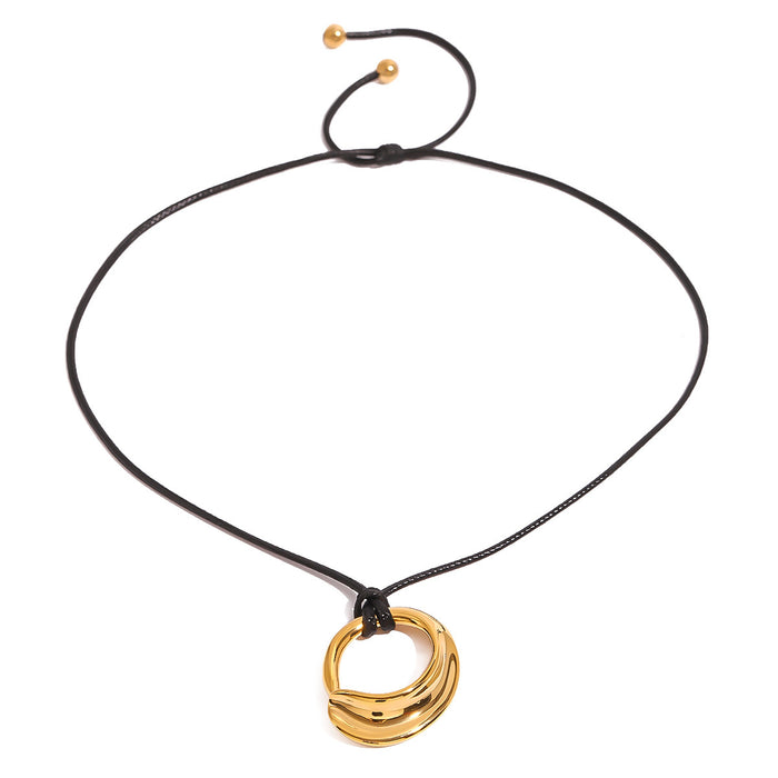 Hollow pendant necklace, European and American irregular simple collar versatile design