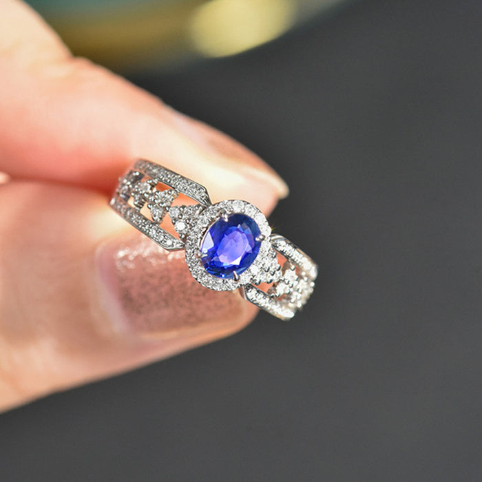 Anillo de diseño de joyería de alta gama, anillo retro de tendencia nacional total hueco