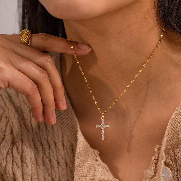 Collar con colgante de cruz de acero inoxidable bañado en oro de 18 quilates: joyería de circonitas que no se decolora para mujeres