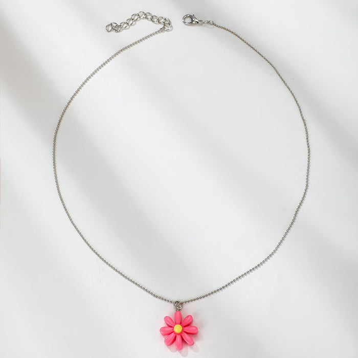 Simple Fresh Pink Resin Flower Single Layer Necklace with Geometric Floral Design