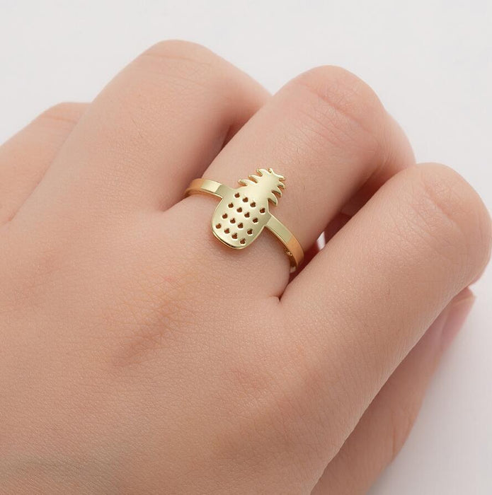 Retro hollow pineapple ring, European and American style stainless steel open ring wholesale