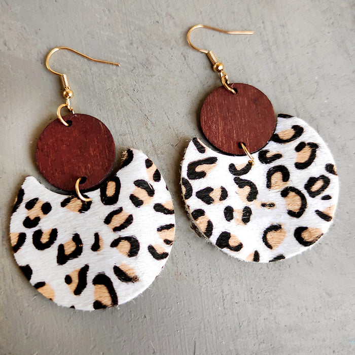 Wooden round earrings