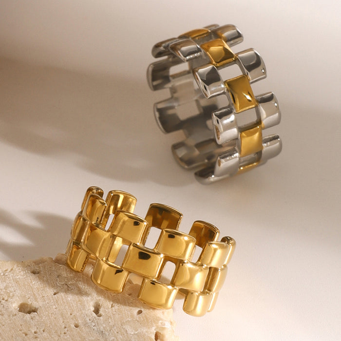 Stainless steel contrasting color light luxury ring