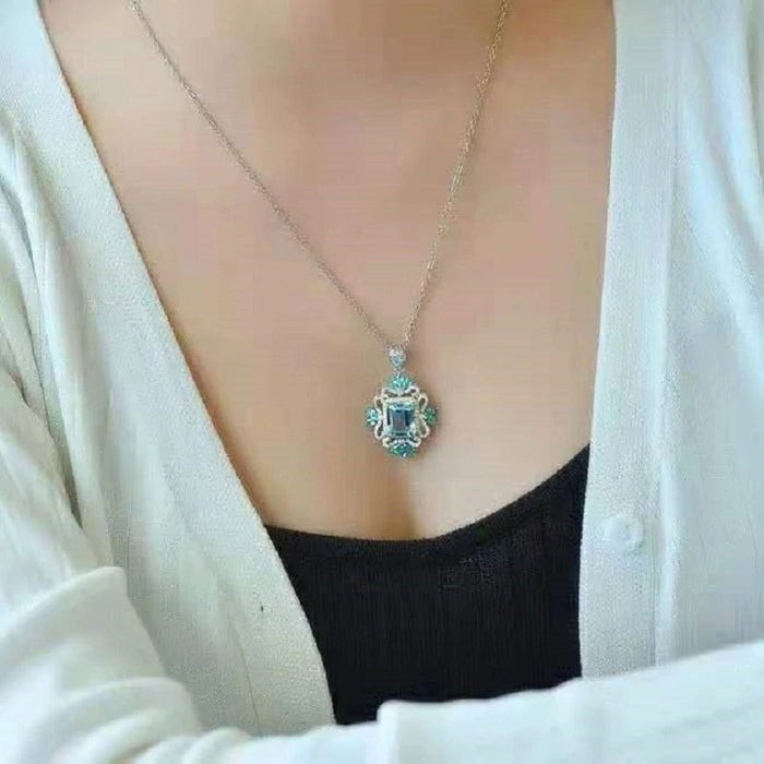 Luxury sea blue imitation zircon pendant necklace