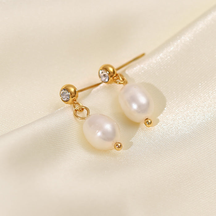 Aros de perlas de agua dulce vintage francesas: aros de acero inoxidable chapados en oro de 18 quilates para mujer