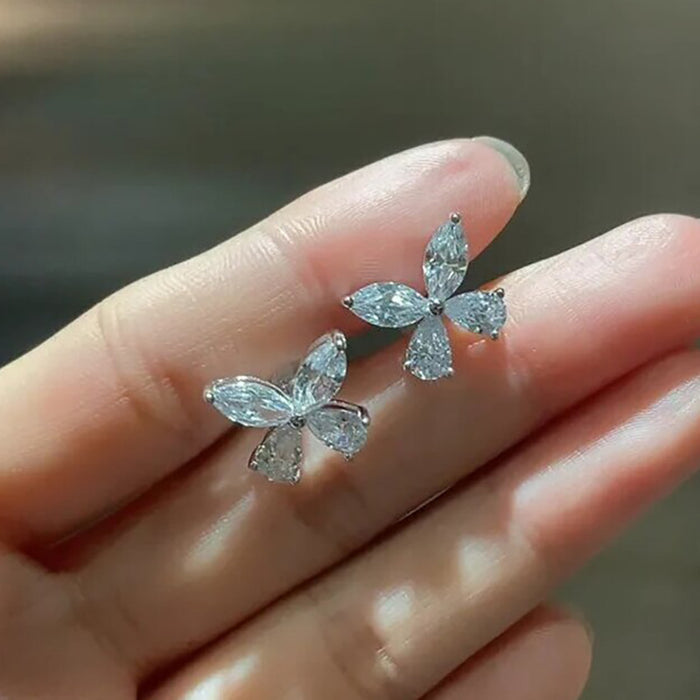 Exquisitos mini pendientes de gota de agua con forma de ojo de caballo y pequeños pendientes de mariposa y circonita