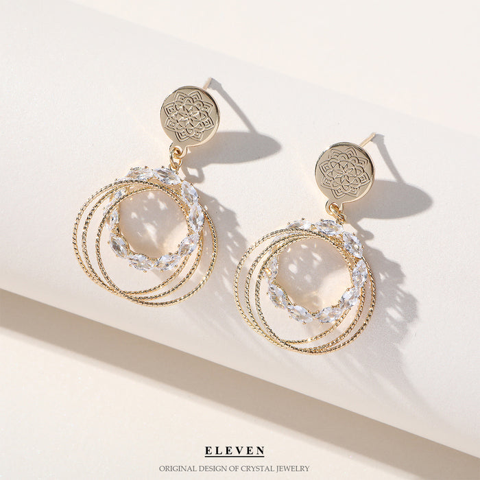 Delicate Circle Zircon Earrings - Sparkling Studs for a High-End Look