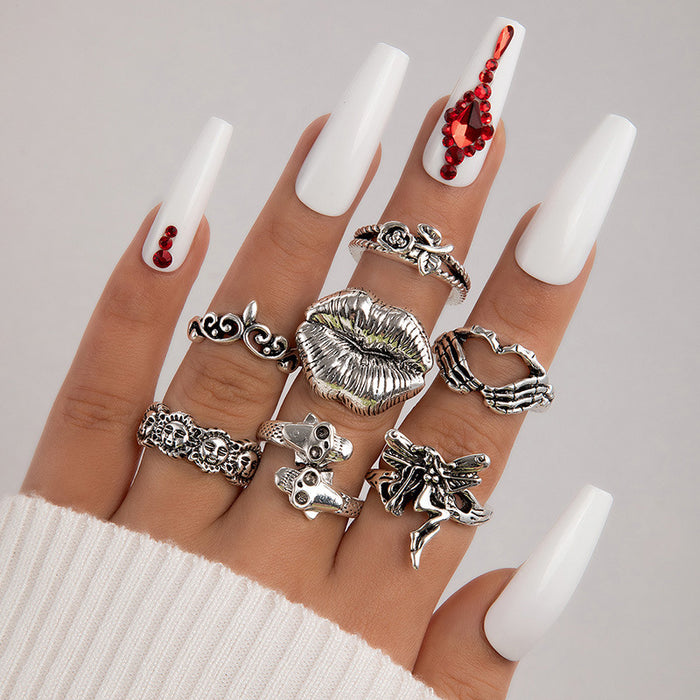 Gothic Skull Ring Set - 8-Piece Animal and Heart Rings for Women