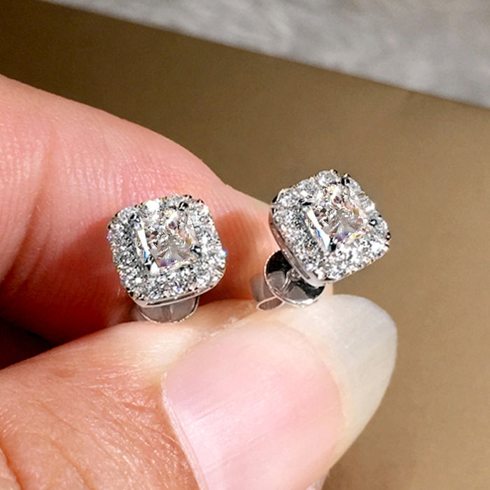 Pendientes de diamantes con forma de flor