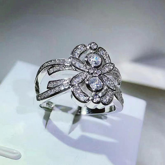 Retro style flower round diamond ring for women symmetrical cross ring