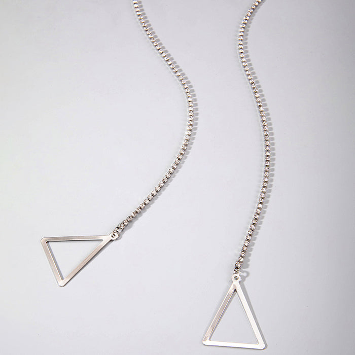 Simple alloy triangle hollow geometric body chain surface decoration