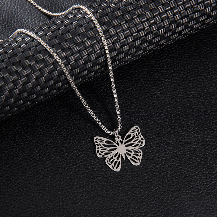 Butterfly pendant necklace, Korean ins sweet cool style stainless steel simple light luxury clavicle chain wholesale