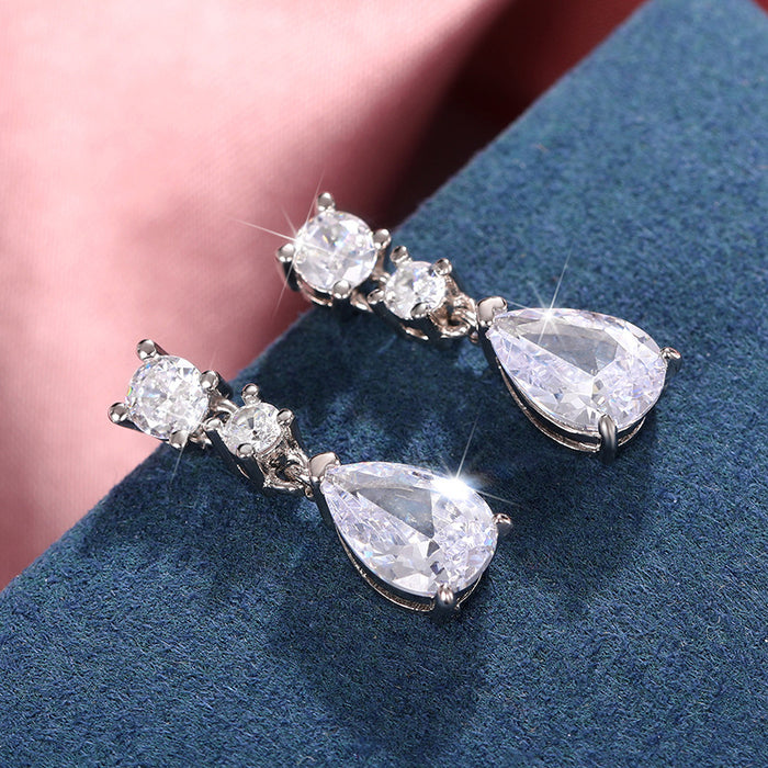 Small fresh teardrop earrings with pear-shaped zircon earrings