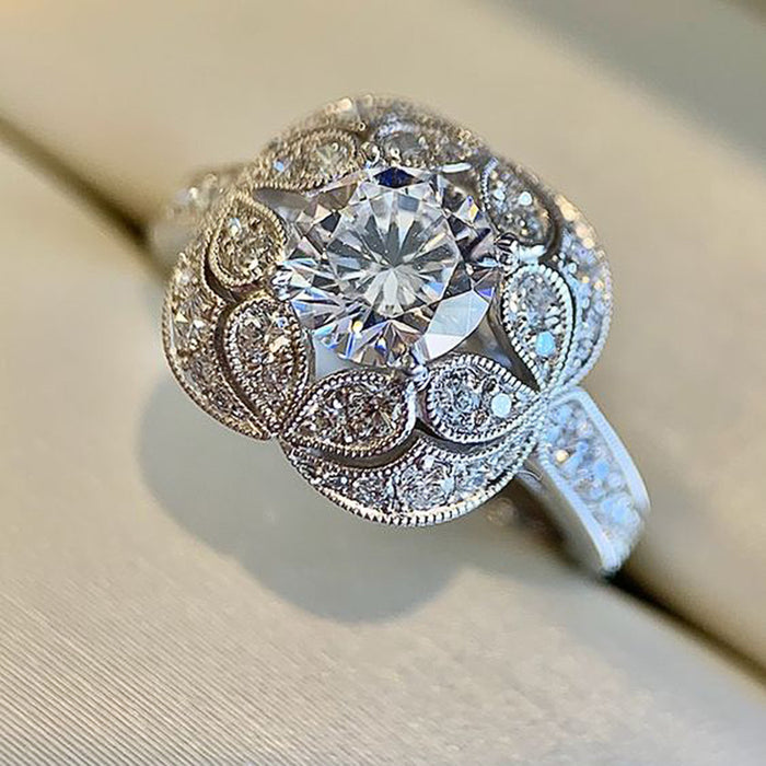 Vintage Flower Zircon Round Diamond Ring